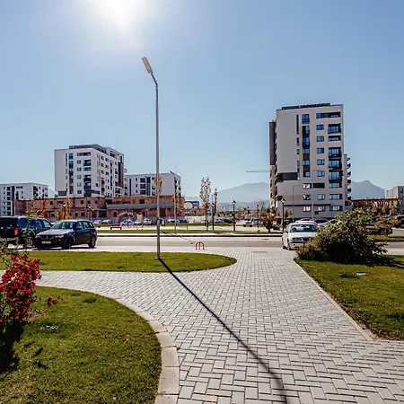Apartament B&v 203 Coresi - Modern Flat With Parking Brașov