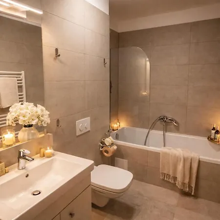 B&v 203 Coresi - Modern Flat With Parking