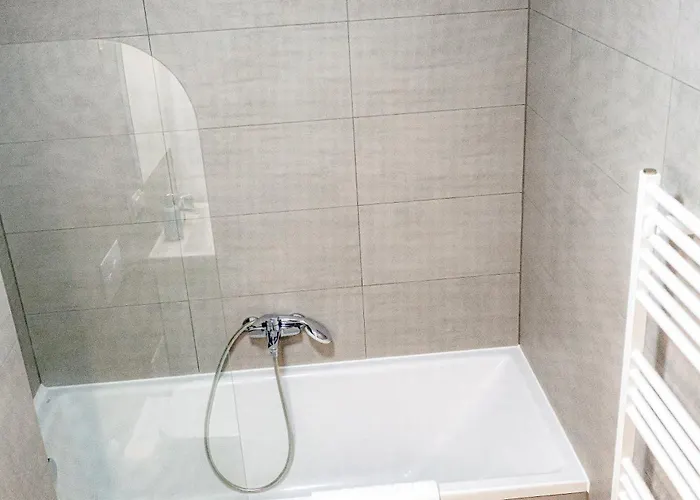 Apart B&V 203 Coresi - Stylish Apartment Near Mall *