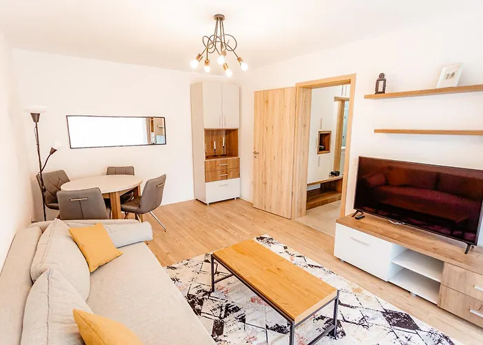 B&v 203 Coresi - Elegant Mountain Retreat 브라쇼브